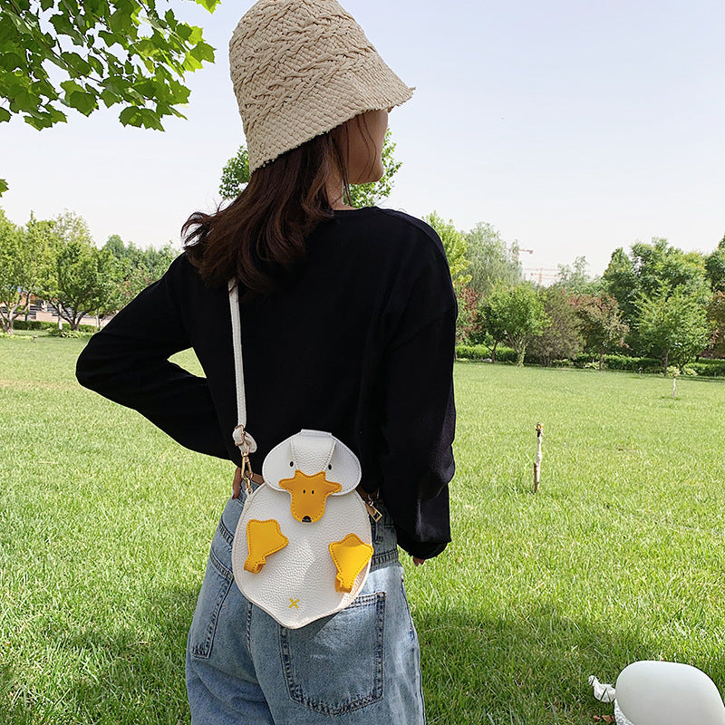 Cartoon duck women's bag 2024 new cute cute girl small shoulder bag fashion contrast color shoulder messenger bag trendy